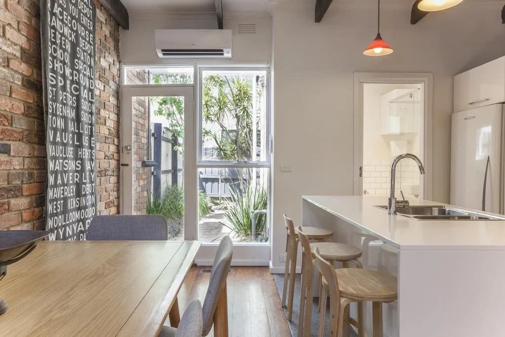 Boutique Stays - Gladstone Cottage, South Melbourne - photo 6