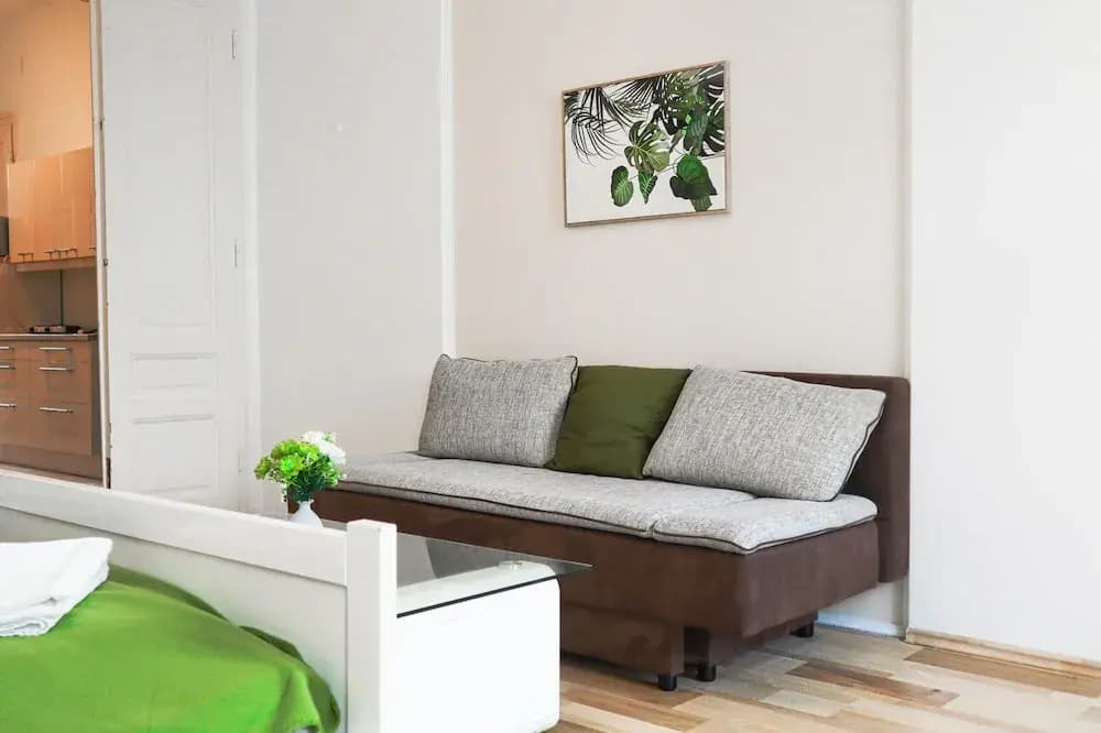 Comfort 2BR Apt Long Stay Friendly - photo 8