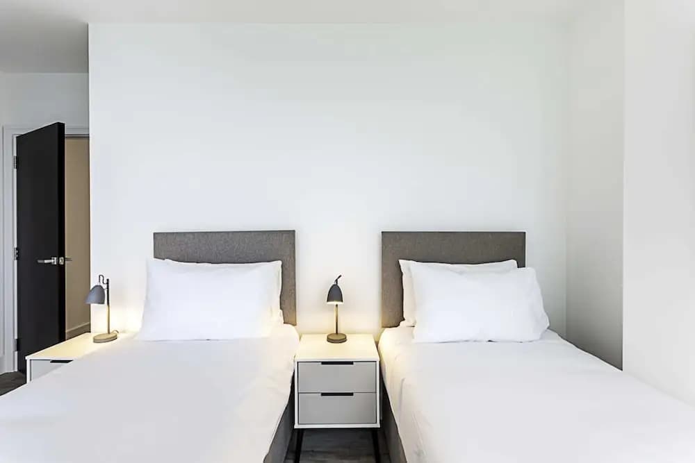 Icon Tower Flat One - North Acton - photo 4