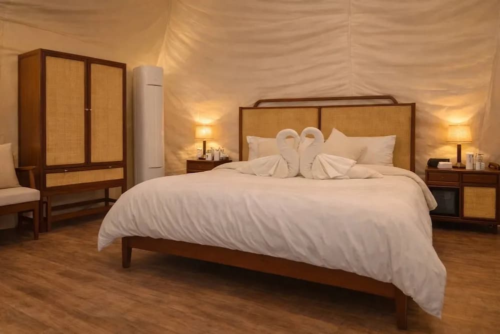 Room-1-bedroom Tent at Sunset Viewpoint, - photo 3