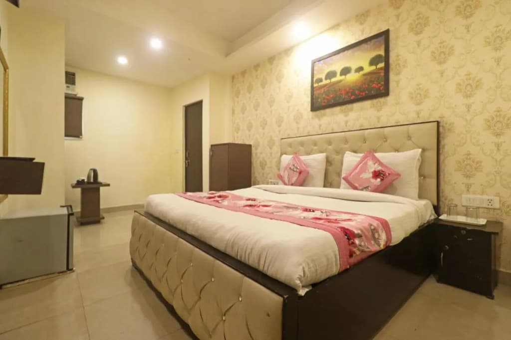 Hotel Smart by Kelvish Hotel - photo 4