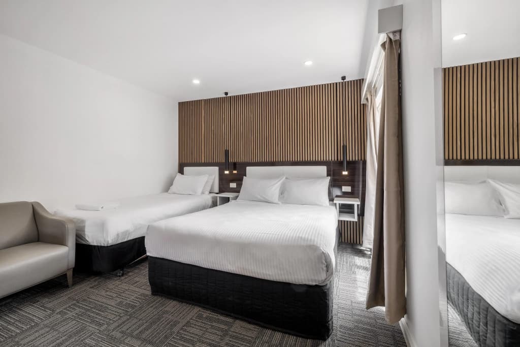 Best Western Plus Buckingham International - photo 4