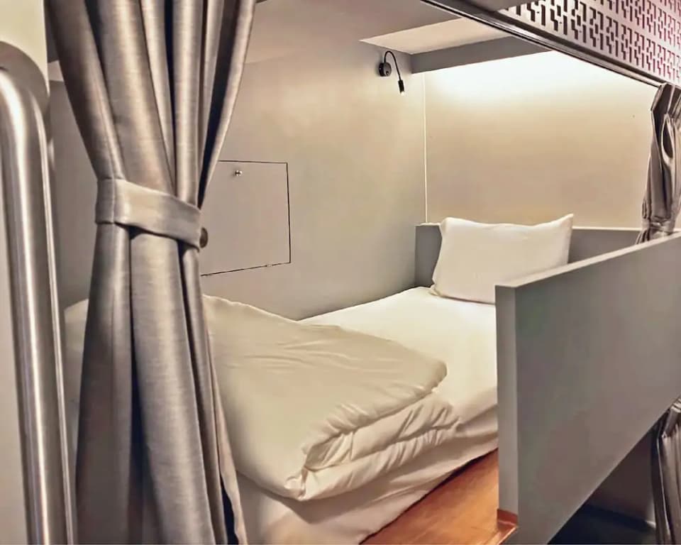 Capzule Bed Phuket - photo 3