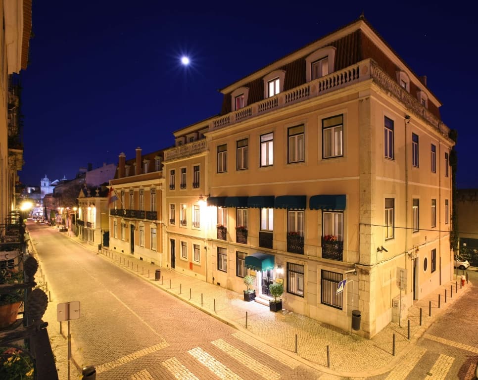 As Janelas Verdes Inn, a Lisbon Heritage Collection - photo 1