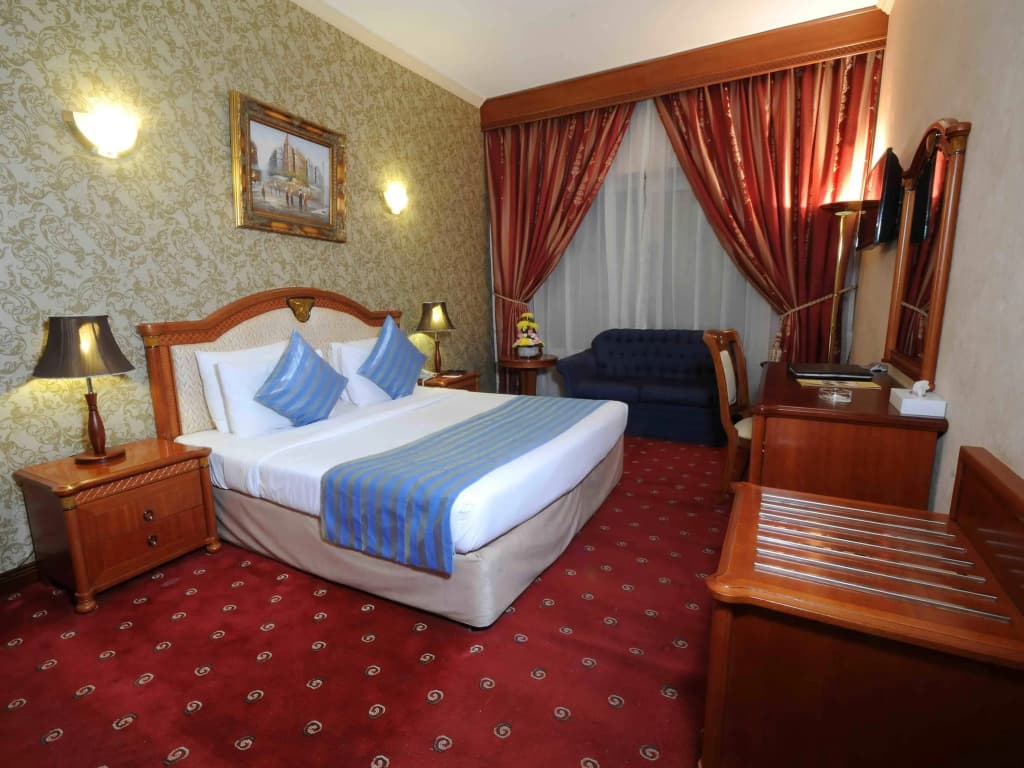 Sun and Sands Hotel - photo 3
