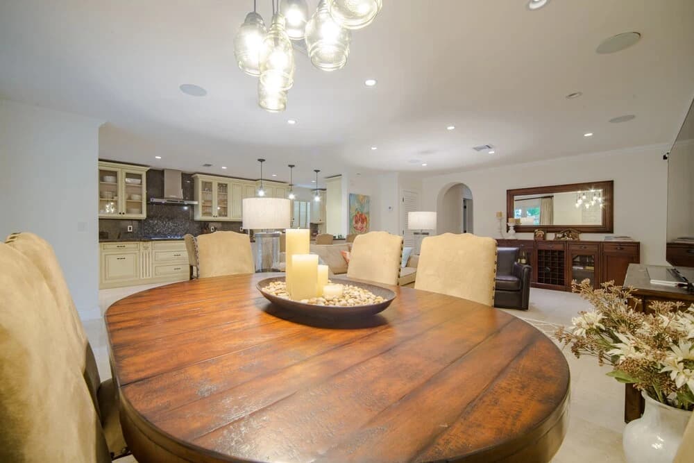 Crystal Court Estate - Four Bedroom Home - photo 12