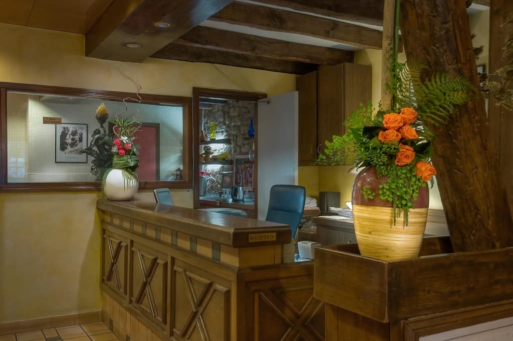 Le Faubourg Hotel  - photo 2