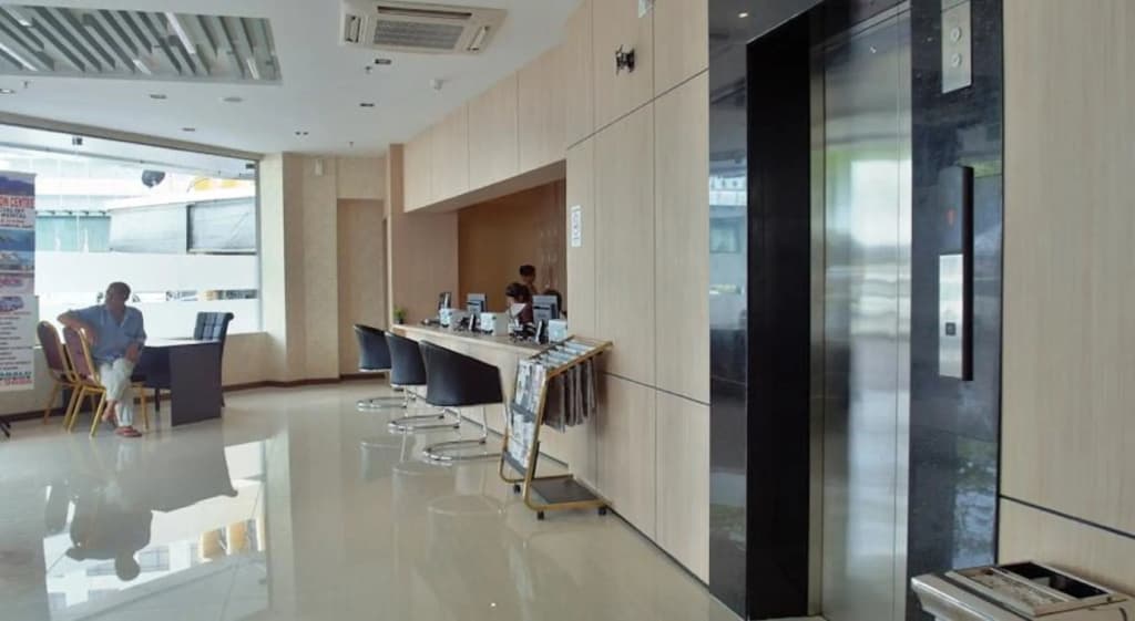 Mandarin Hotel - photo 14