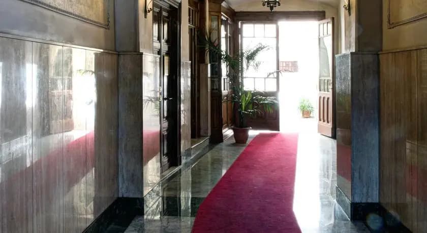 Via Veneto Luxury Suites - photo 2