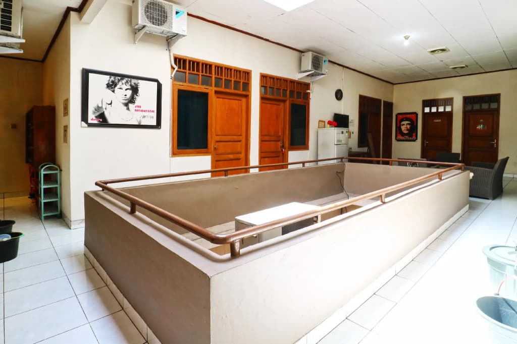 Premium Senen Guesthouse - Female Only - photo 2