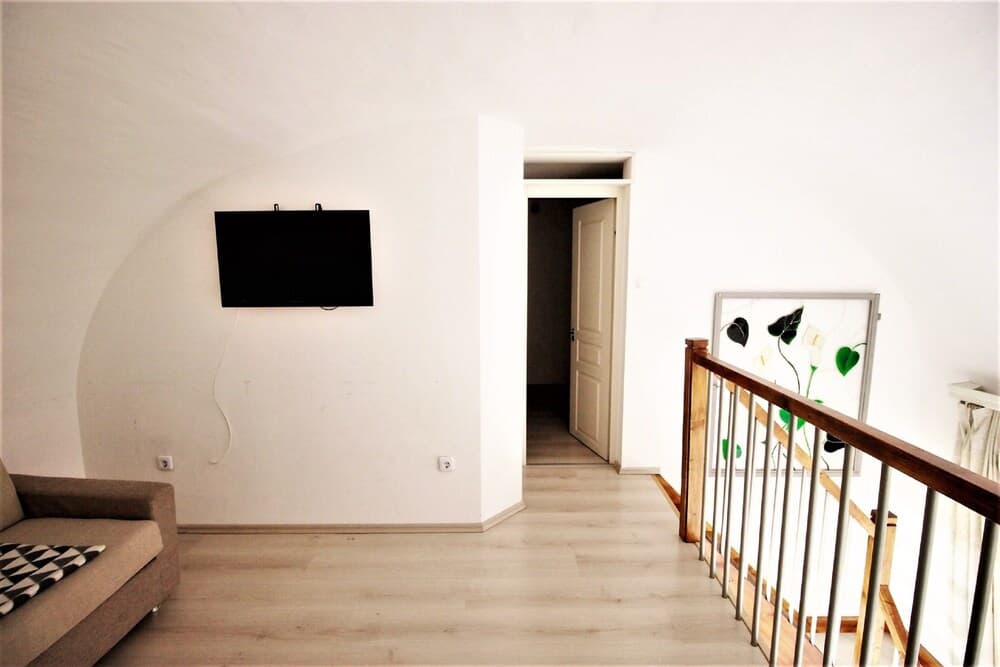 Budapest Easy Flats - Jokai Apartments - photo 11