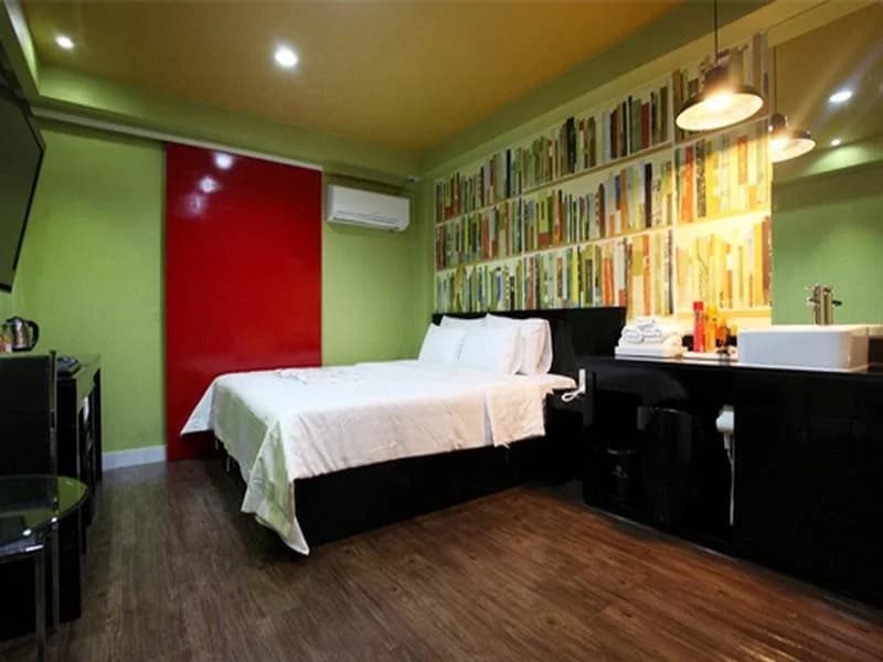 Hotel K - photo 10