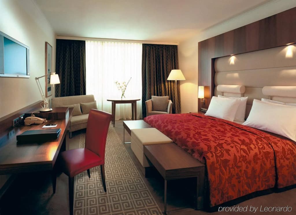 Hotel Palace Berlin - photo 7