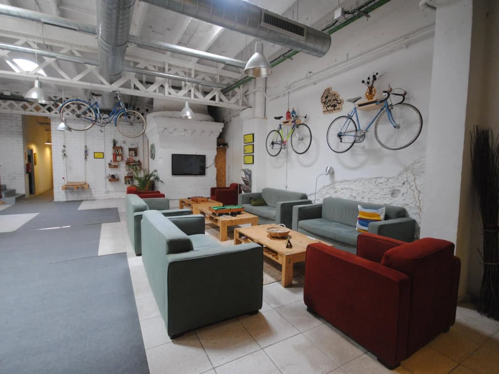 Bed & Bike Hostel Barcelona - photo 2