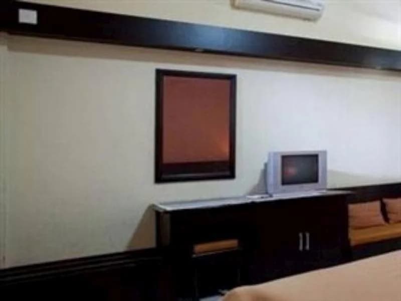 Dayu Hotel Kuta - photo 3