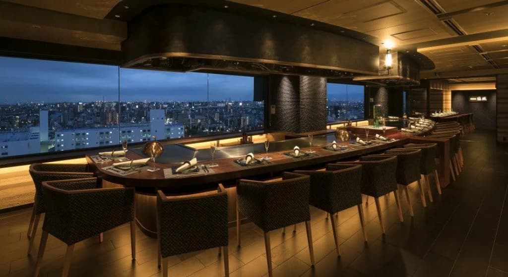 Hotel Plaza Osaka - photo 18