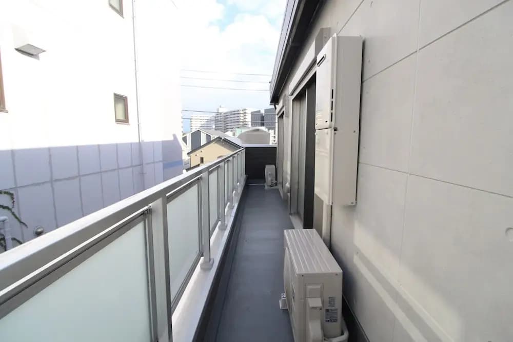 M 1 Tokyo Higashirokugo - photo 7