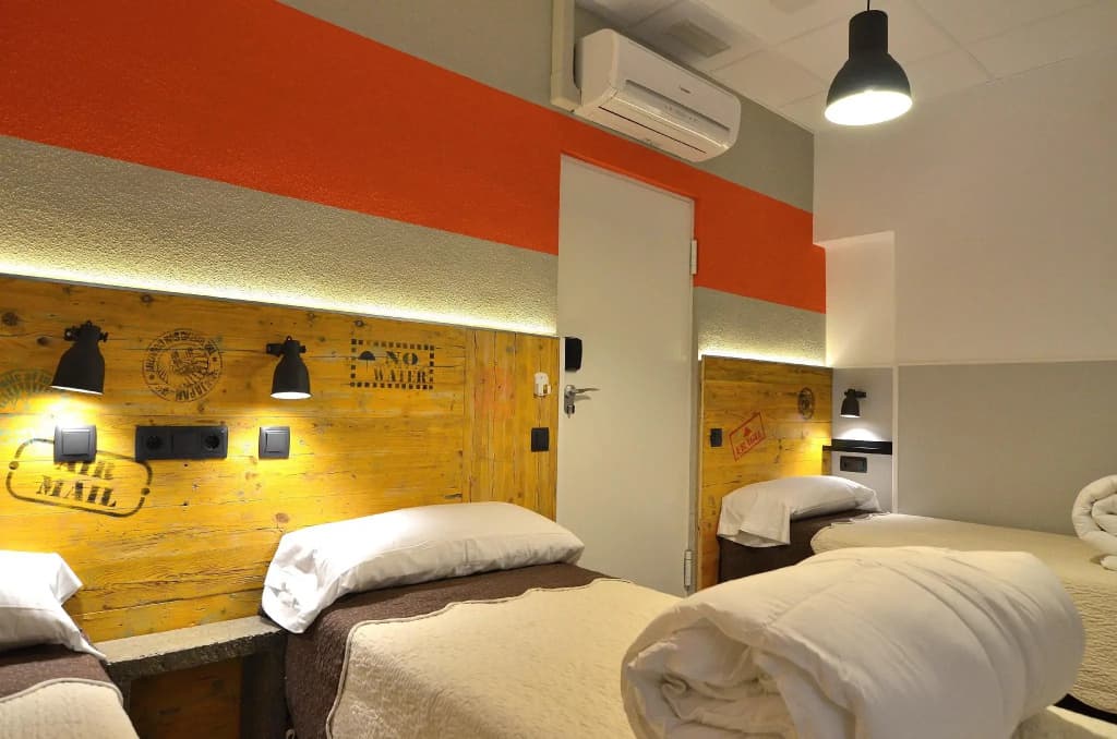 Far Home Atocha Hostel - photo 33