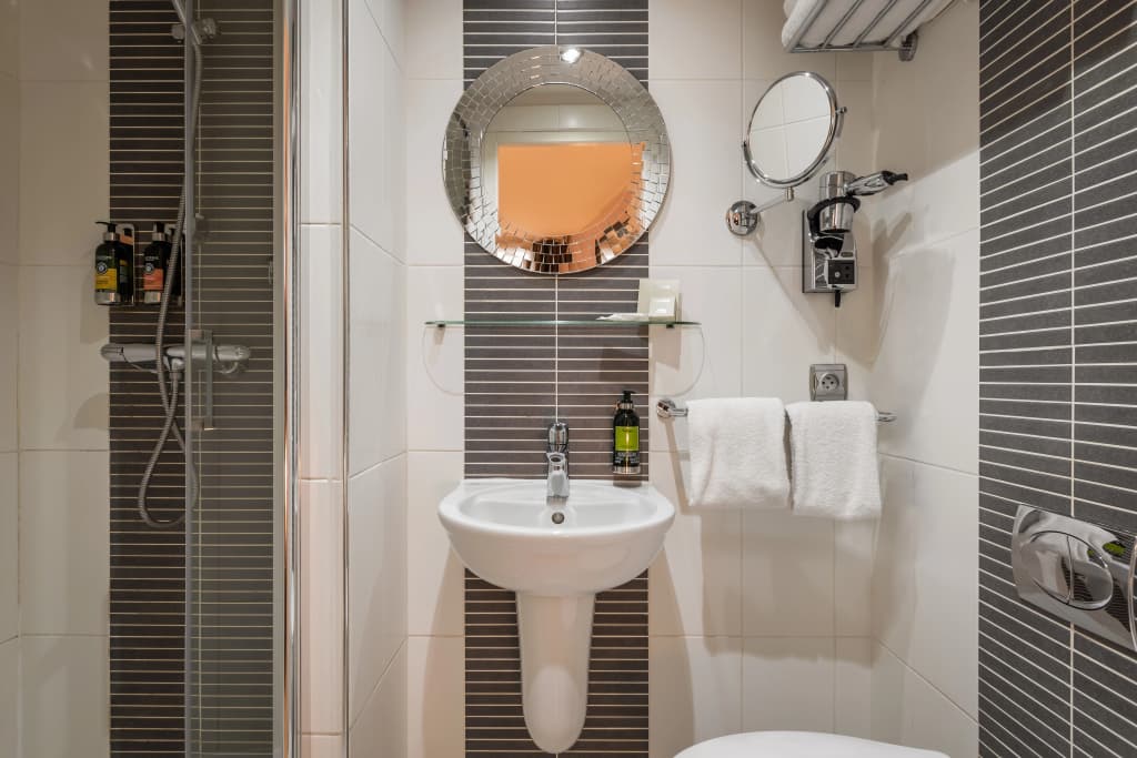 Hotel Arc de Triomphe - photo 8