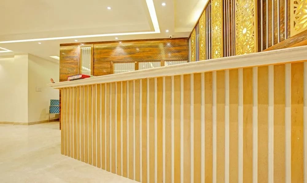 Treebo Trend Emblem Suites - photo 2