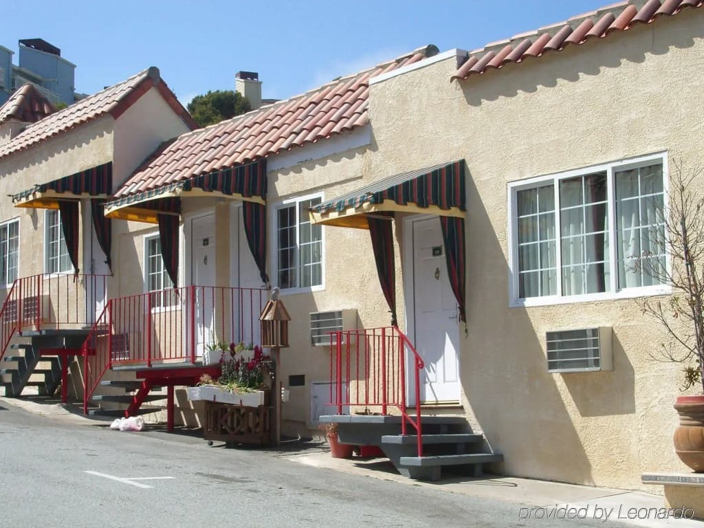 Alpine Inn And Suites - photo 1