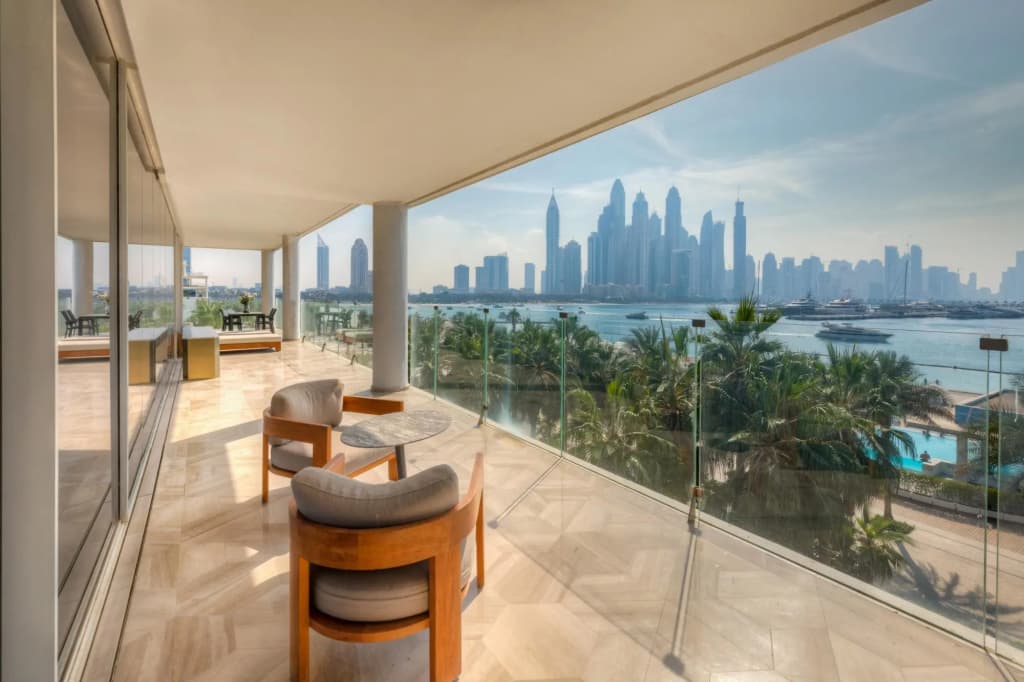 Dxb - Five - 30301 - Pj - photo 7