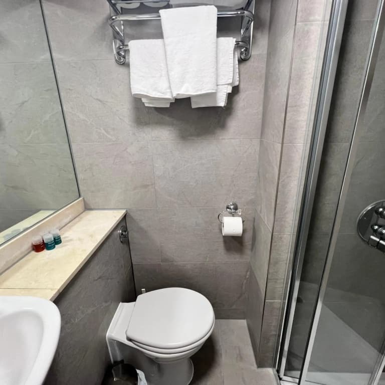 Hotel Cavendish - photo 27
