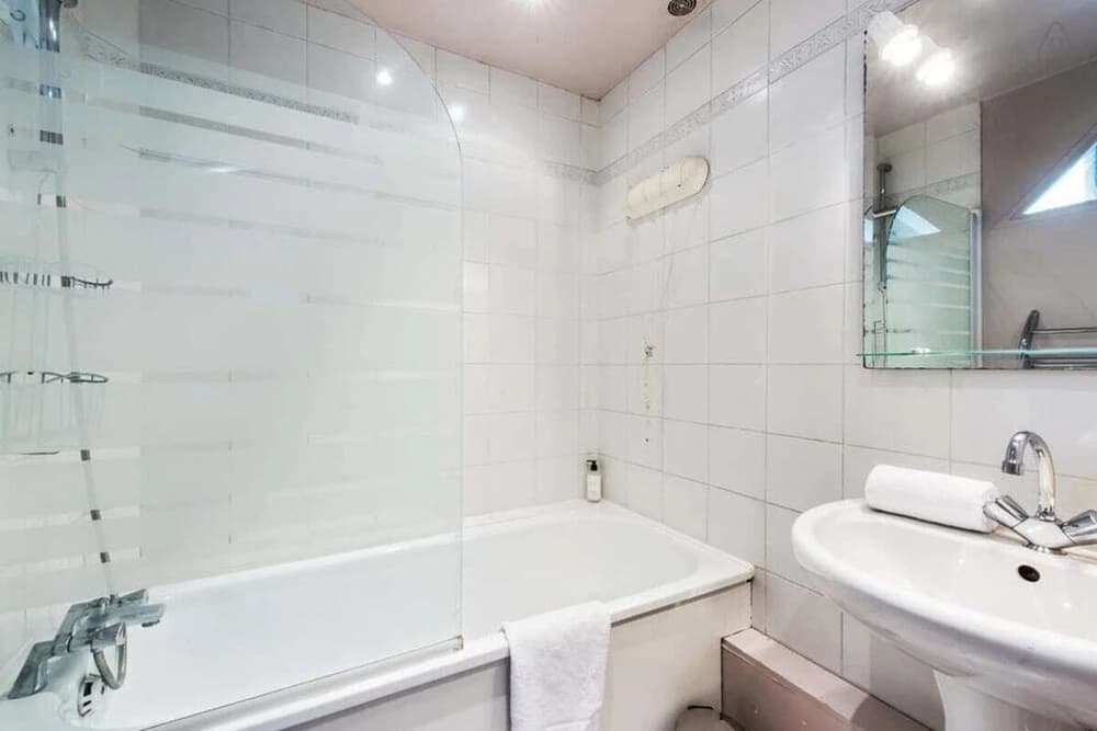 Spacious Loft for 3p in Saint Germain des Près - photo 2