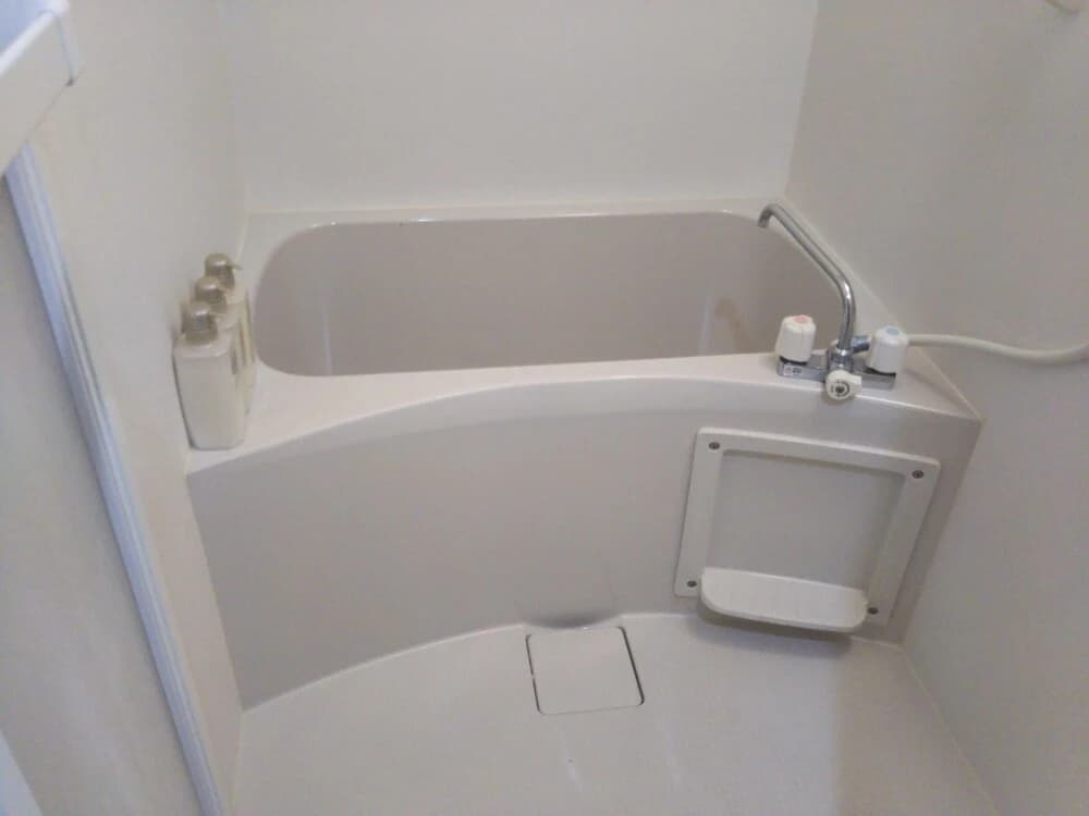 Gottsu ShinOsaka Apartment - photo 8