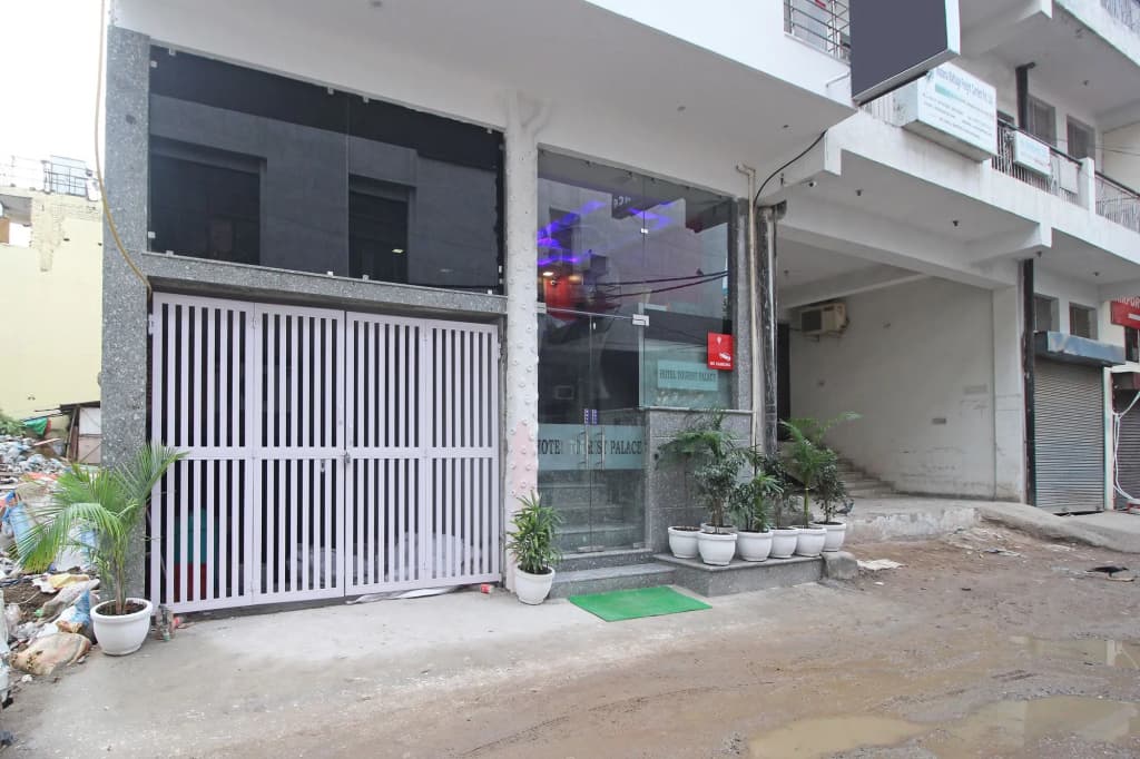 Hotel Tourist Palace - photo 14