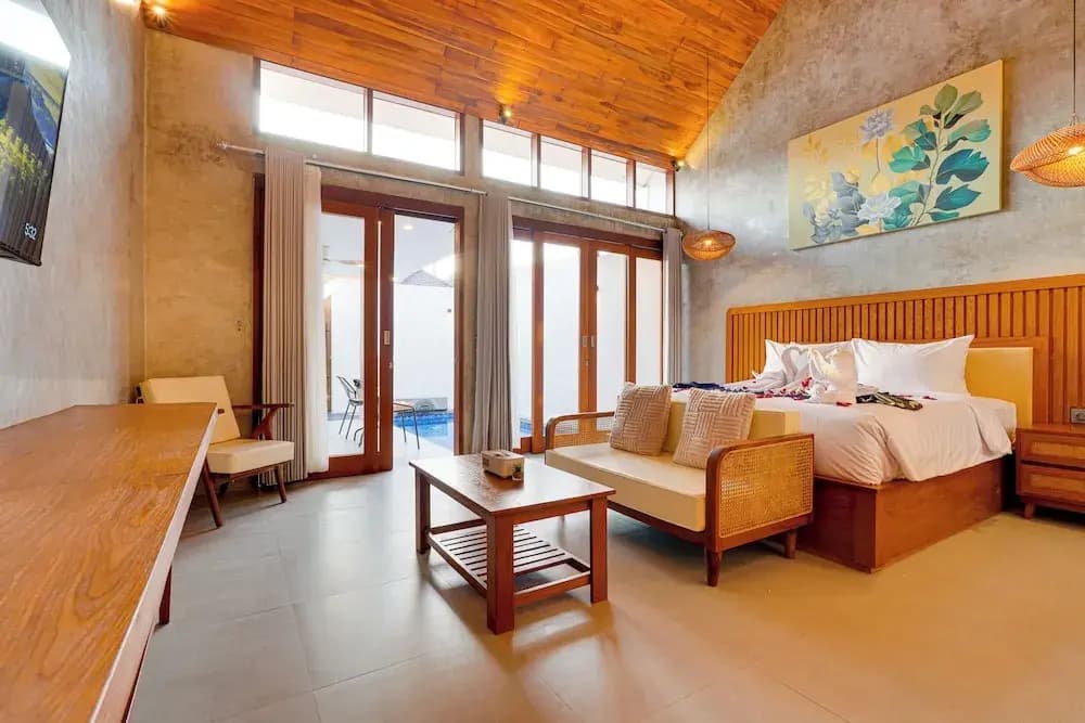 LaLuxe Villa and Residence - photo 13