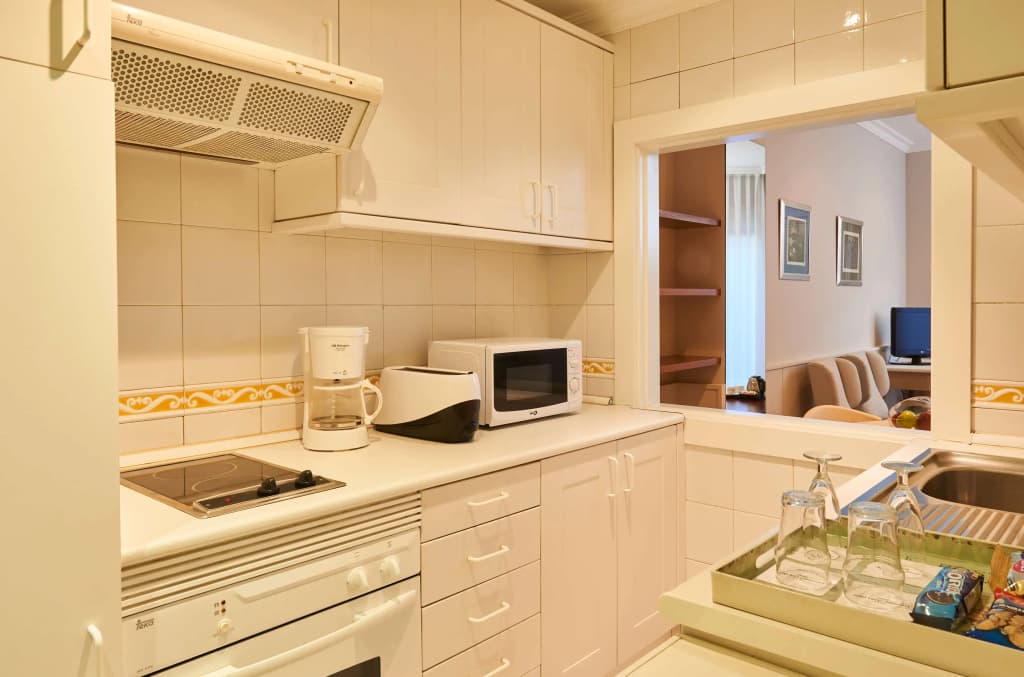 Barrio de Salamanca Suites - photo 16