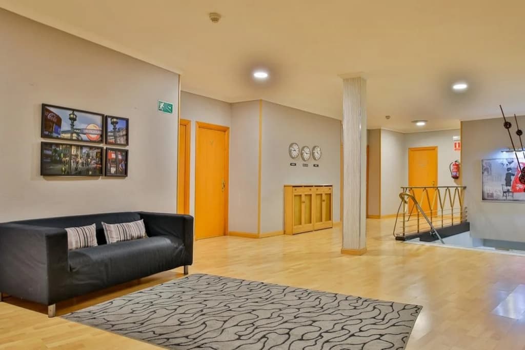 AP Hotel and Parking - photo 14
