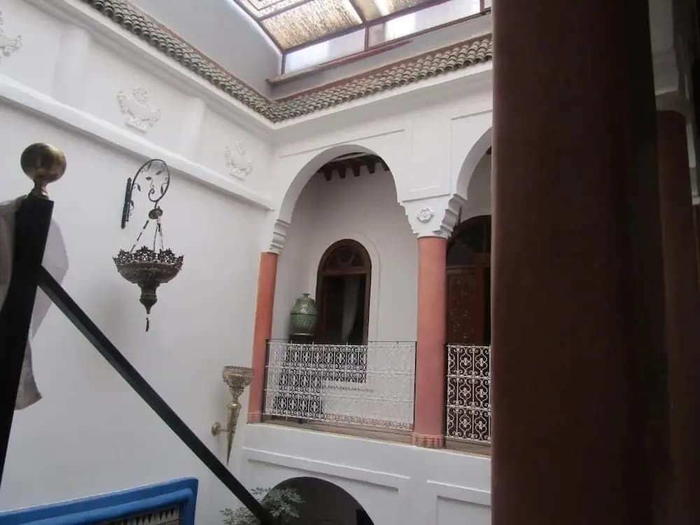 Riad Friends - photo 1