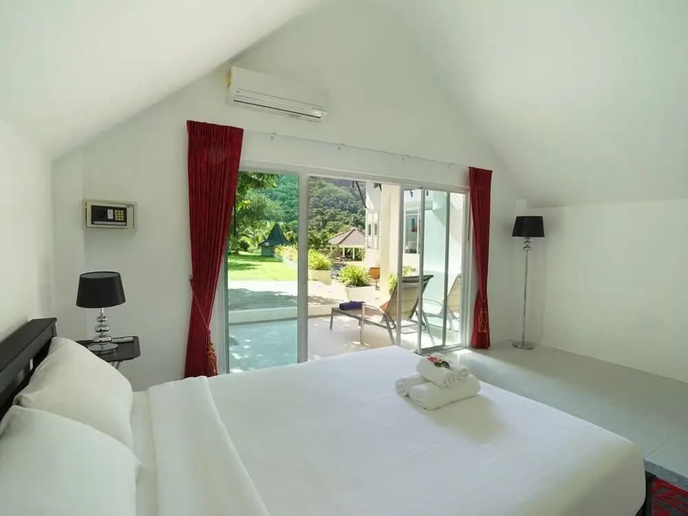 Villa Alderley With Mountain & Big Buddha Views - photo 14