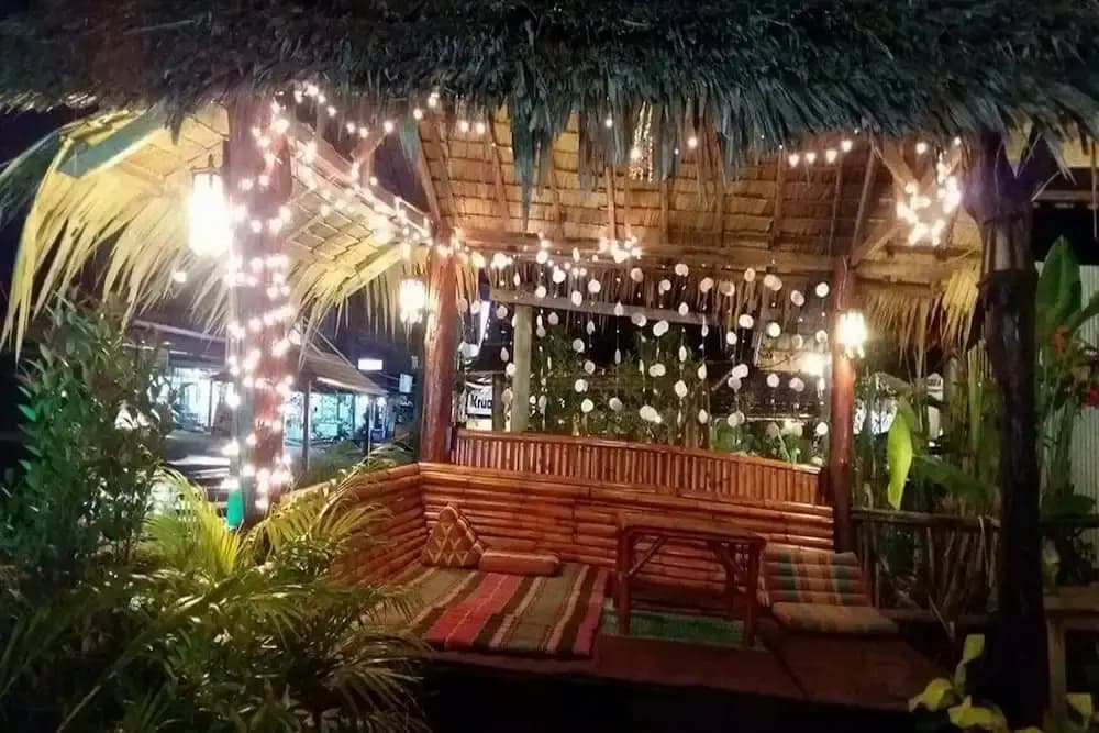 Bubu Lanta Hostel - photo 20
