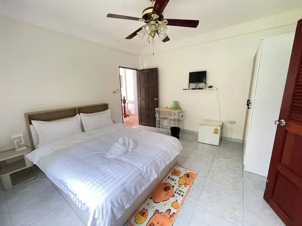 Plan B house - photo 2
