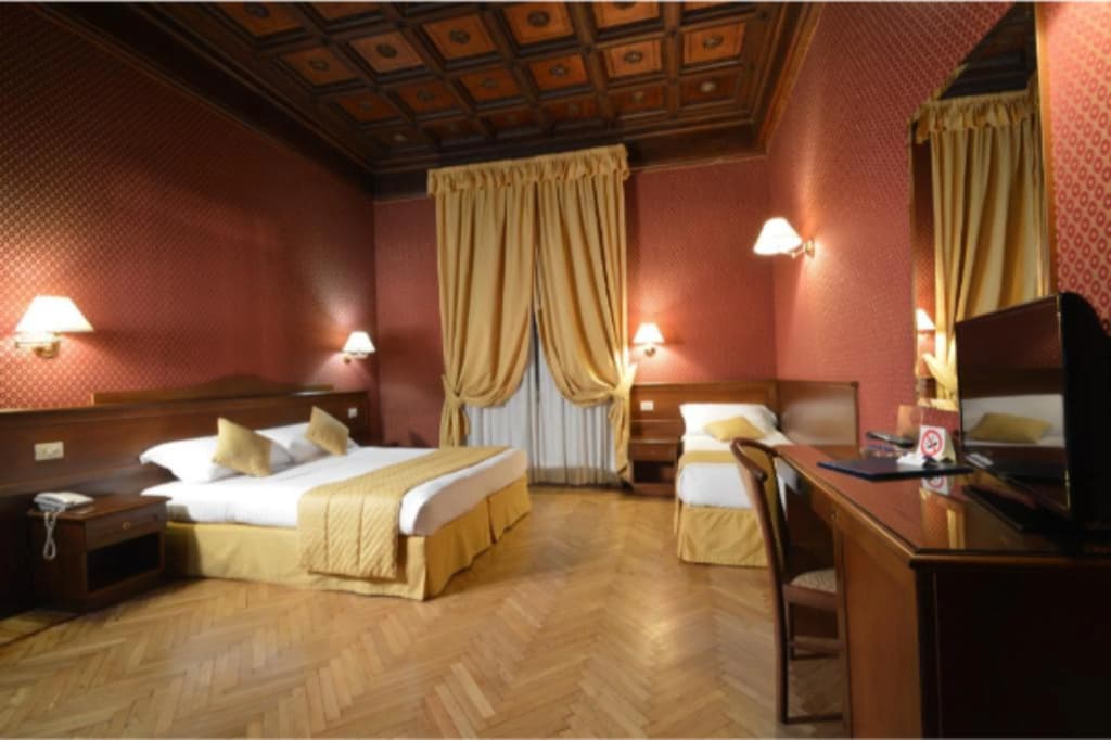 Hotel Montecarlo - photo 26