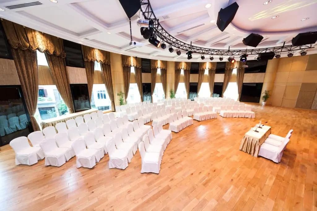 The Hanoi Club Hotel & Residences - photo 16