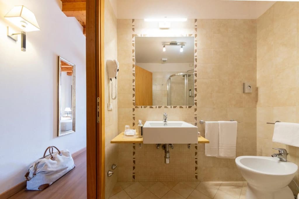 Hotel Venice Resort Airport - photo 7