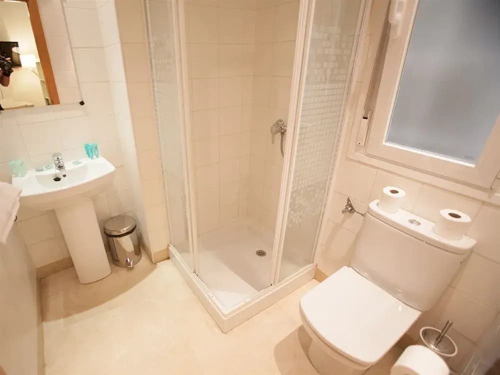 Sol Square Apartments - photo 18