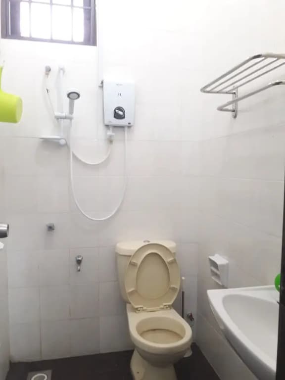 C U Homestay Bukit Indah - photo 9