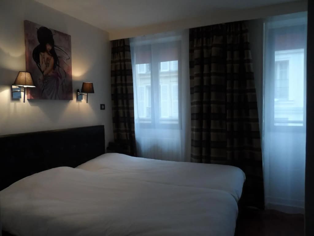 Hotel Prince Monceau - photo 4