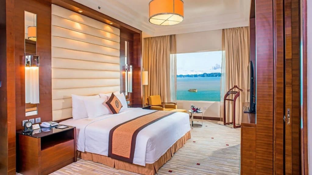 Royal Halong Hotel - photo 6
