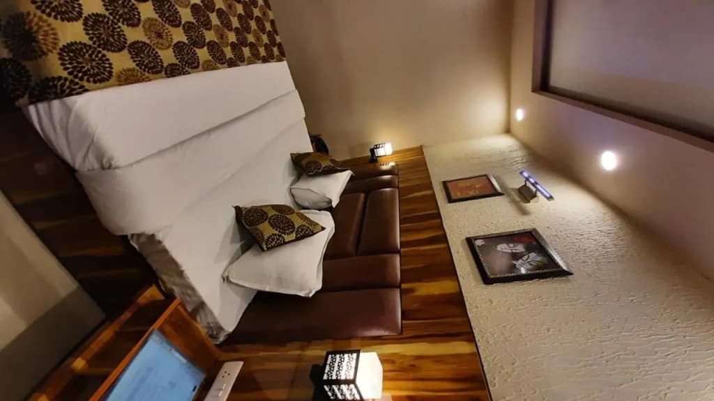 Krishna Inn - photo 16