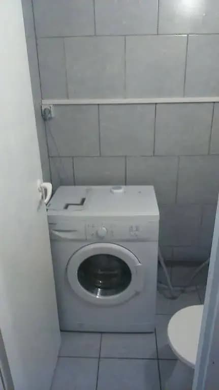 Turista Es Munkas Szallo Budapest - photo 5