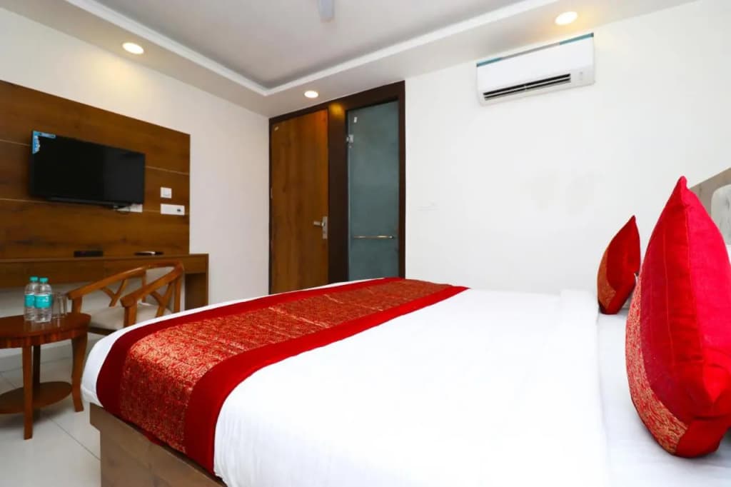 Hotel The Glory - photo 25