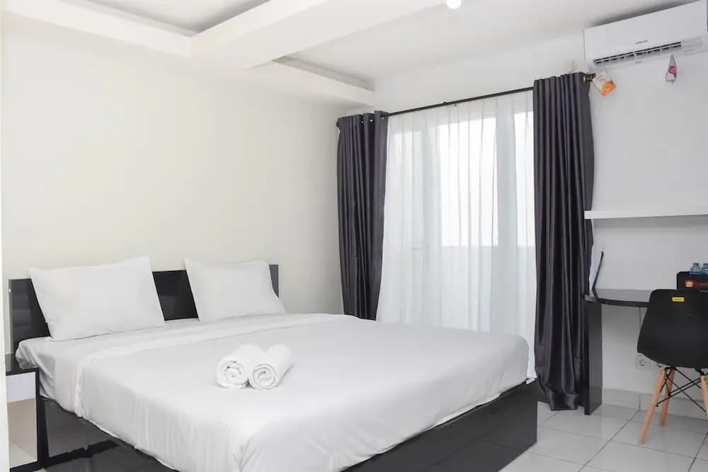 Comfy And Tidy Studio Amethyst Apartment - photo 1
