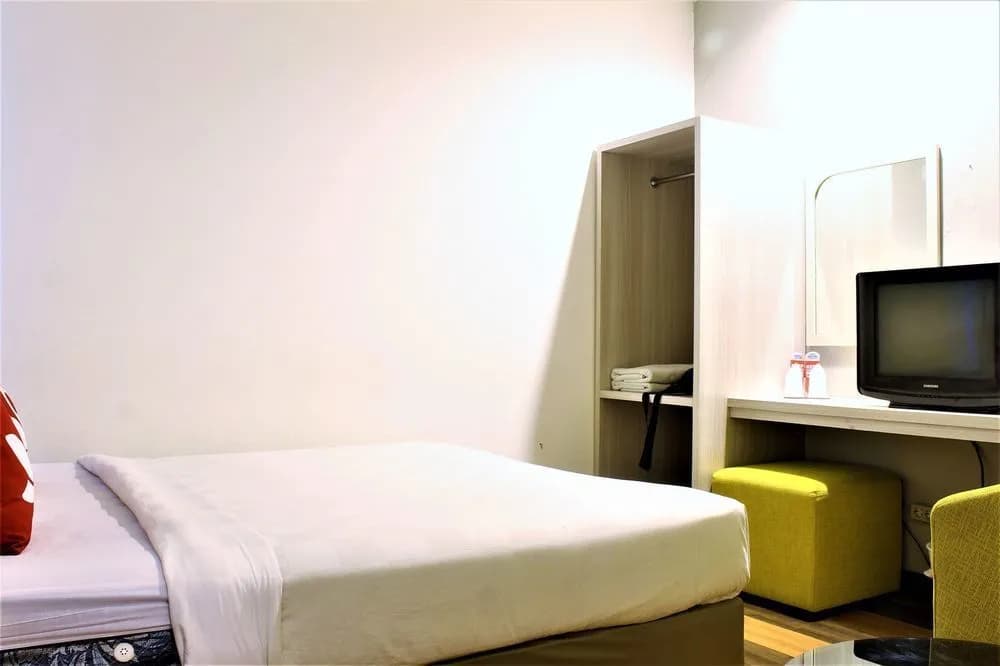 ZEN Rooms Basic Mangga Besar 5 - photo 23