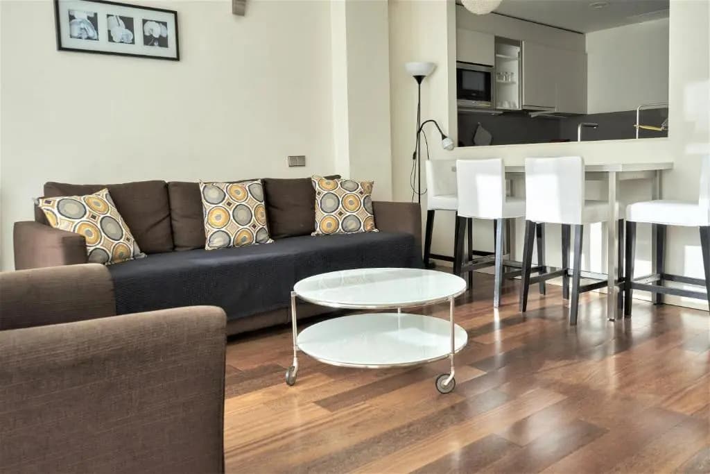 Via Augusta Apartments - photo 9